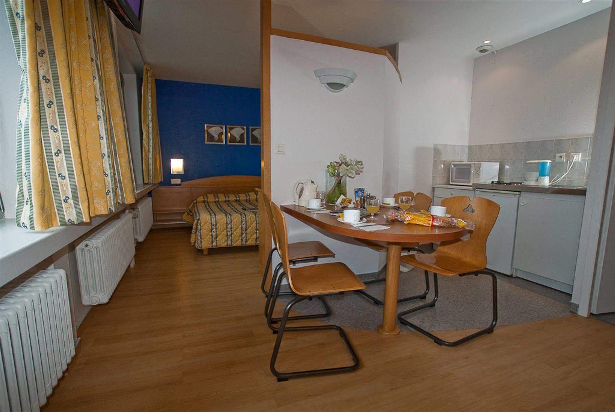 Les Messines Apparthotel Metz Buitenkant foto