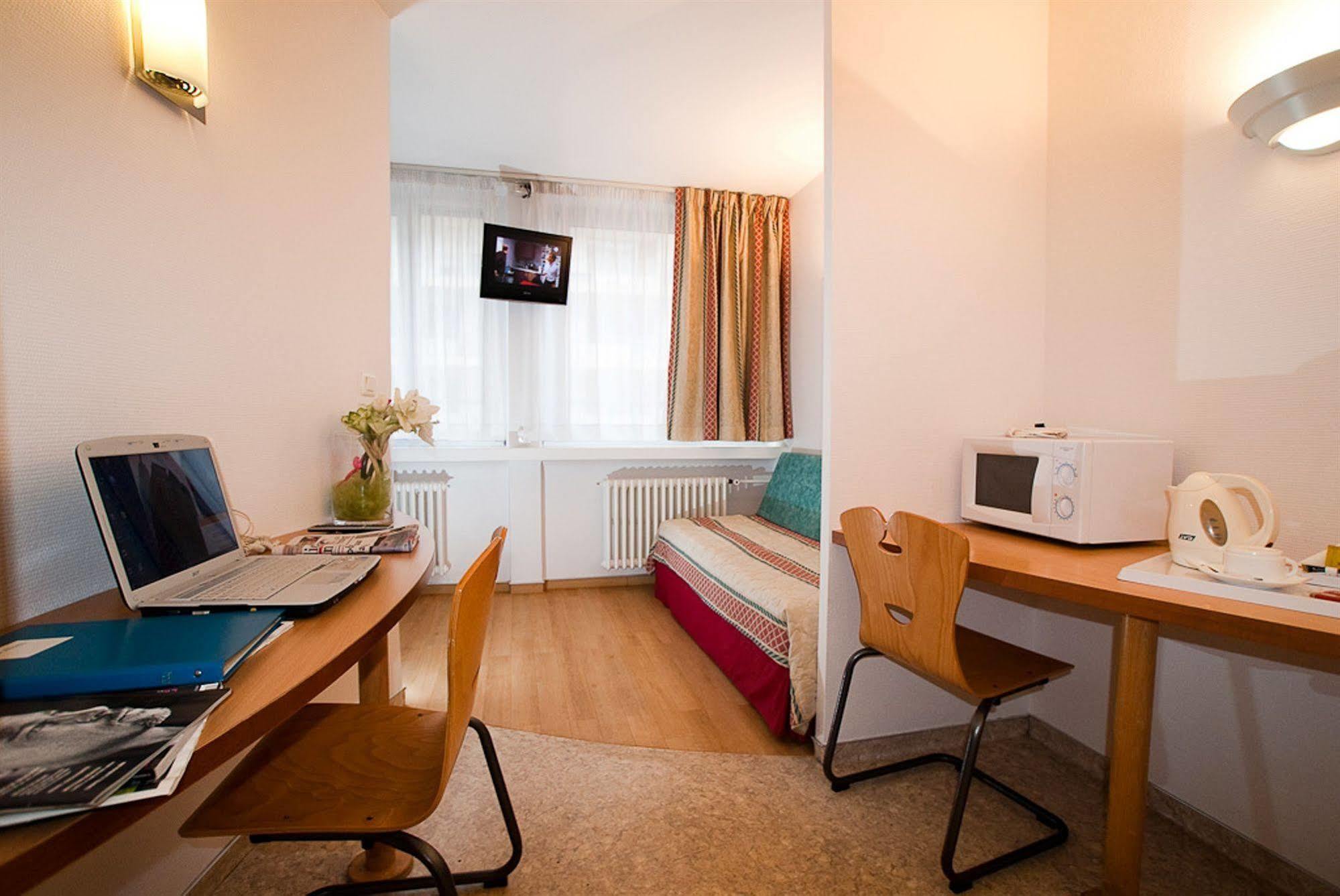 Les Messines Apparthotel Metz Buitenkant foto